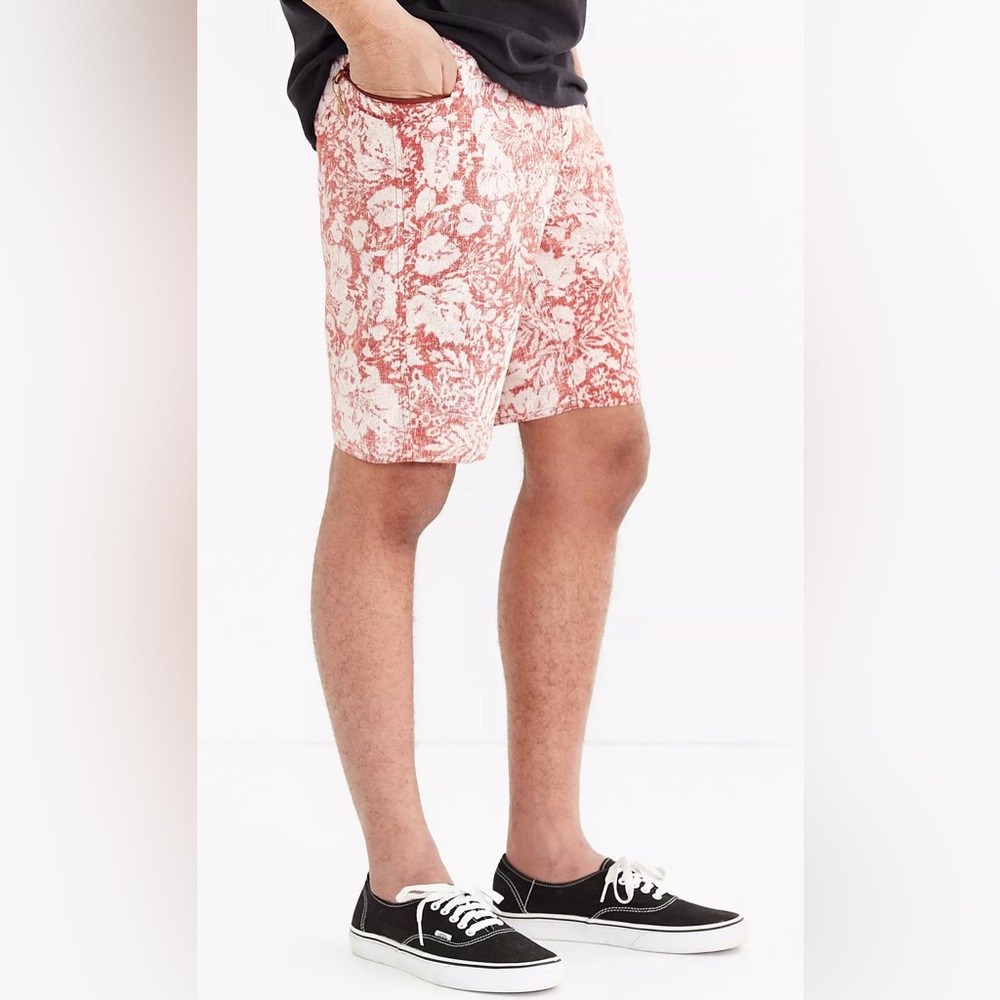 Patagonia Men's Wavefarer Swim Board Shorts with Pocket and Tie Front Size 30